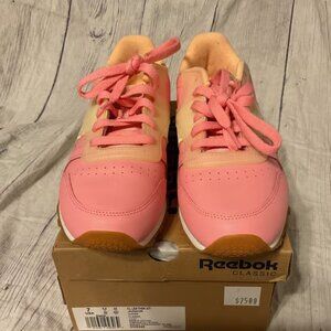 REEBOKS GIRLS SNEAKERS SIZE 7